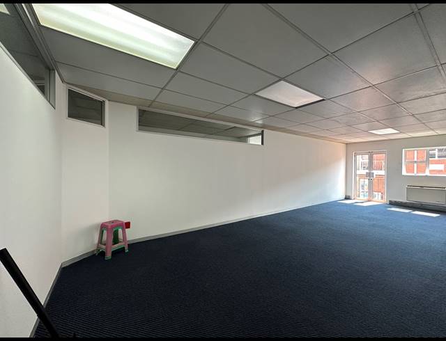60.40M² OFFICE TO LET IN CENTURION CENTRAL